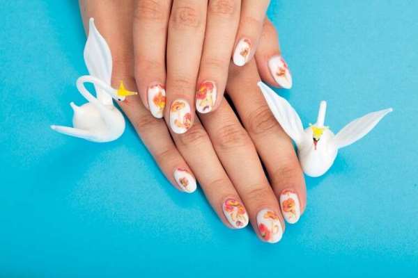 Видео урок по аппаратному маникюру и покрытию гель-лаком в Астане